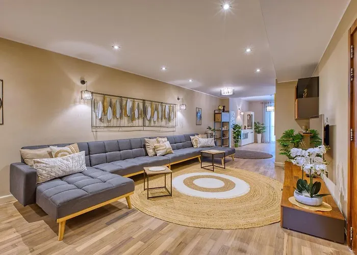 Modern Loft - Bright - Near Valletta * Msida